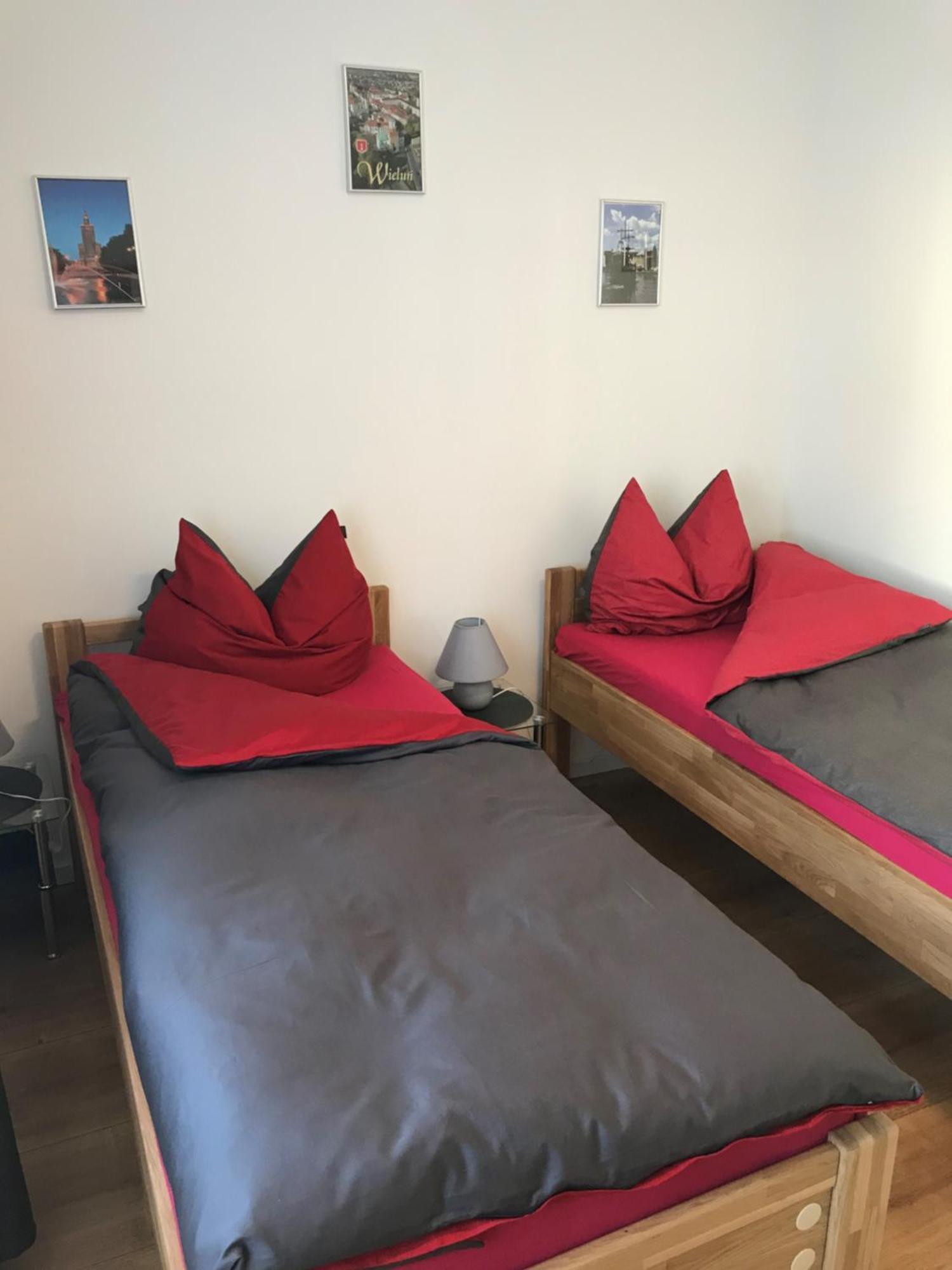 Schoene Neu Erbaute Wohnung Berlim Exterior foto