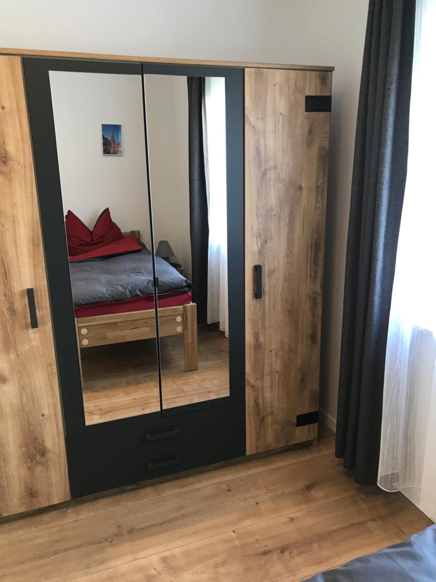 Schoene Neu Erbaute Wohnung Berlim Exterior foto